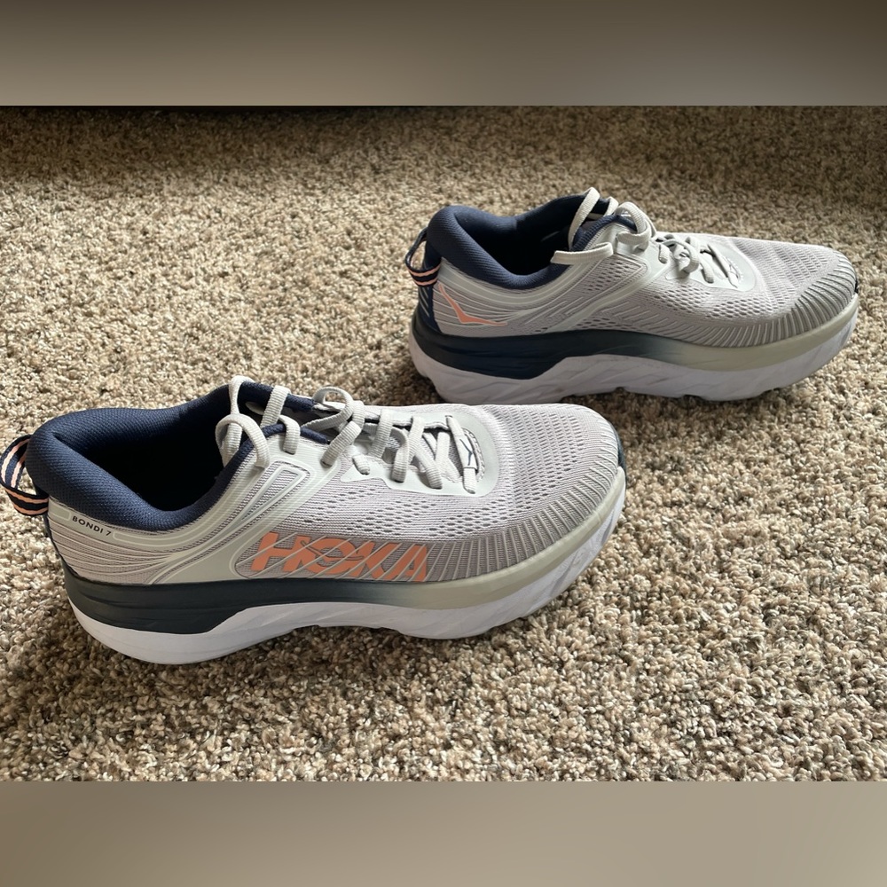 🏃‍♀️ Nearly New Hoka Bondi 7 Shoes👟
